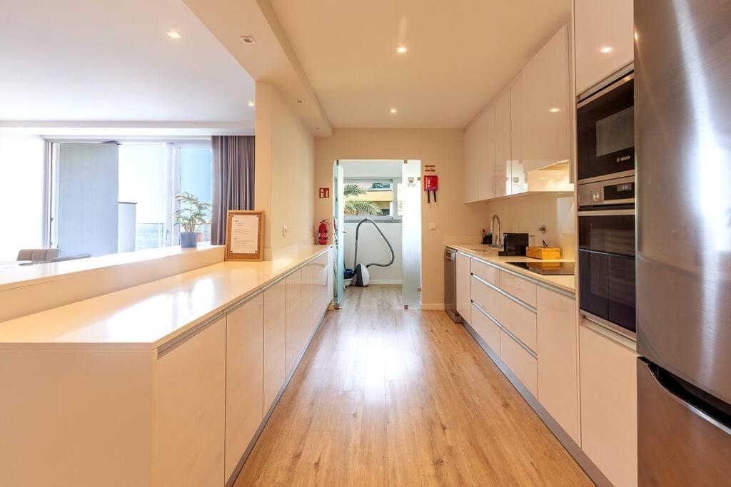 Luxury And Modern Apartment In Porto Moniz Center Eksteriør bilde