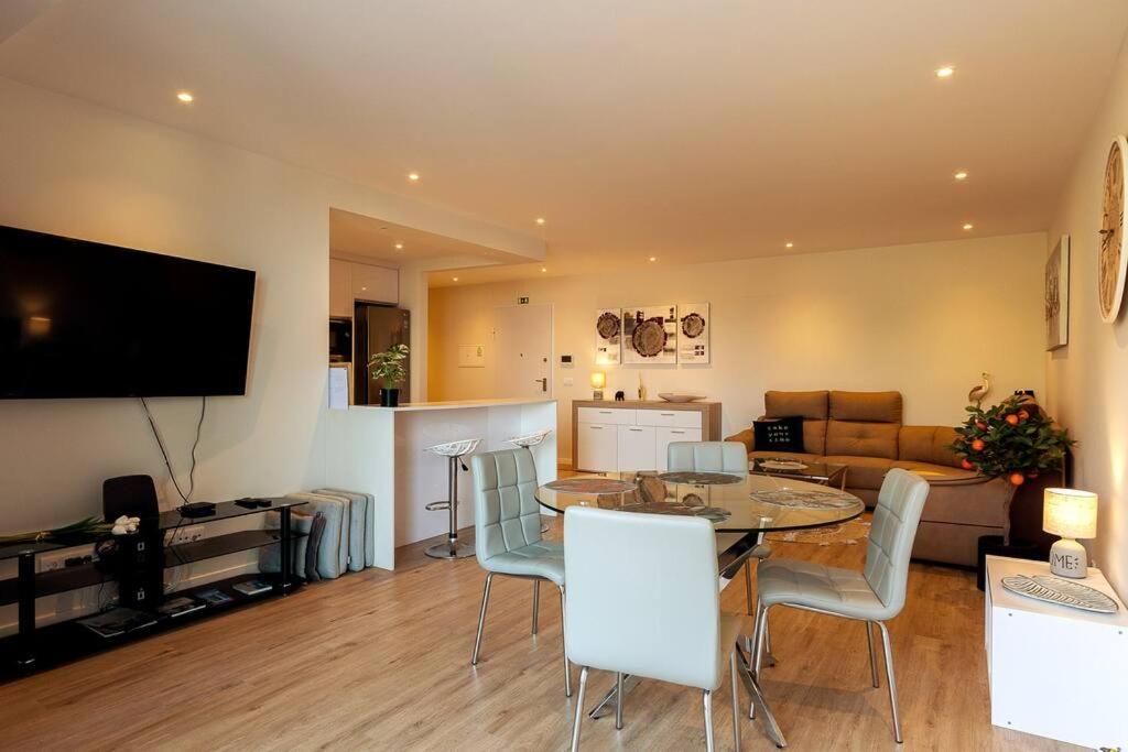 Luxury And Modern Apartment In Porto Moniz Center Eksteriør bilde